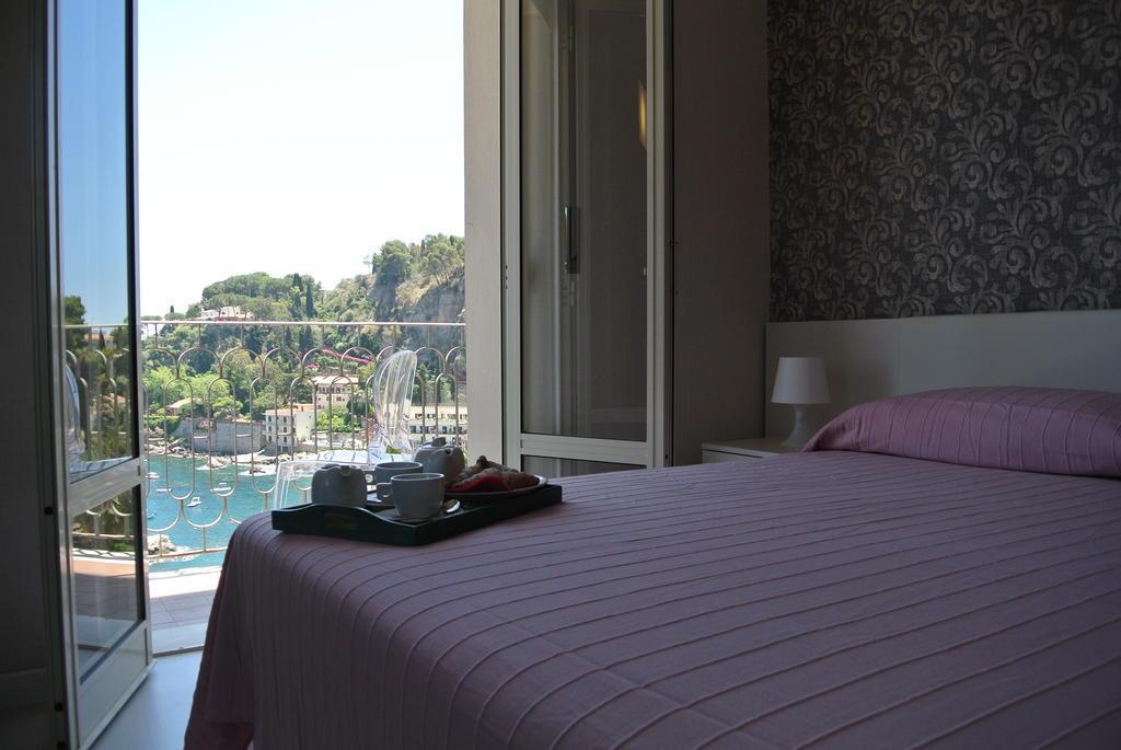 Hotel Baia Azzurra Taormina Esterno foto