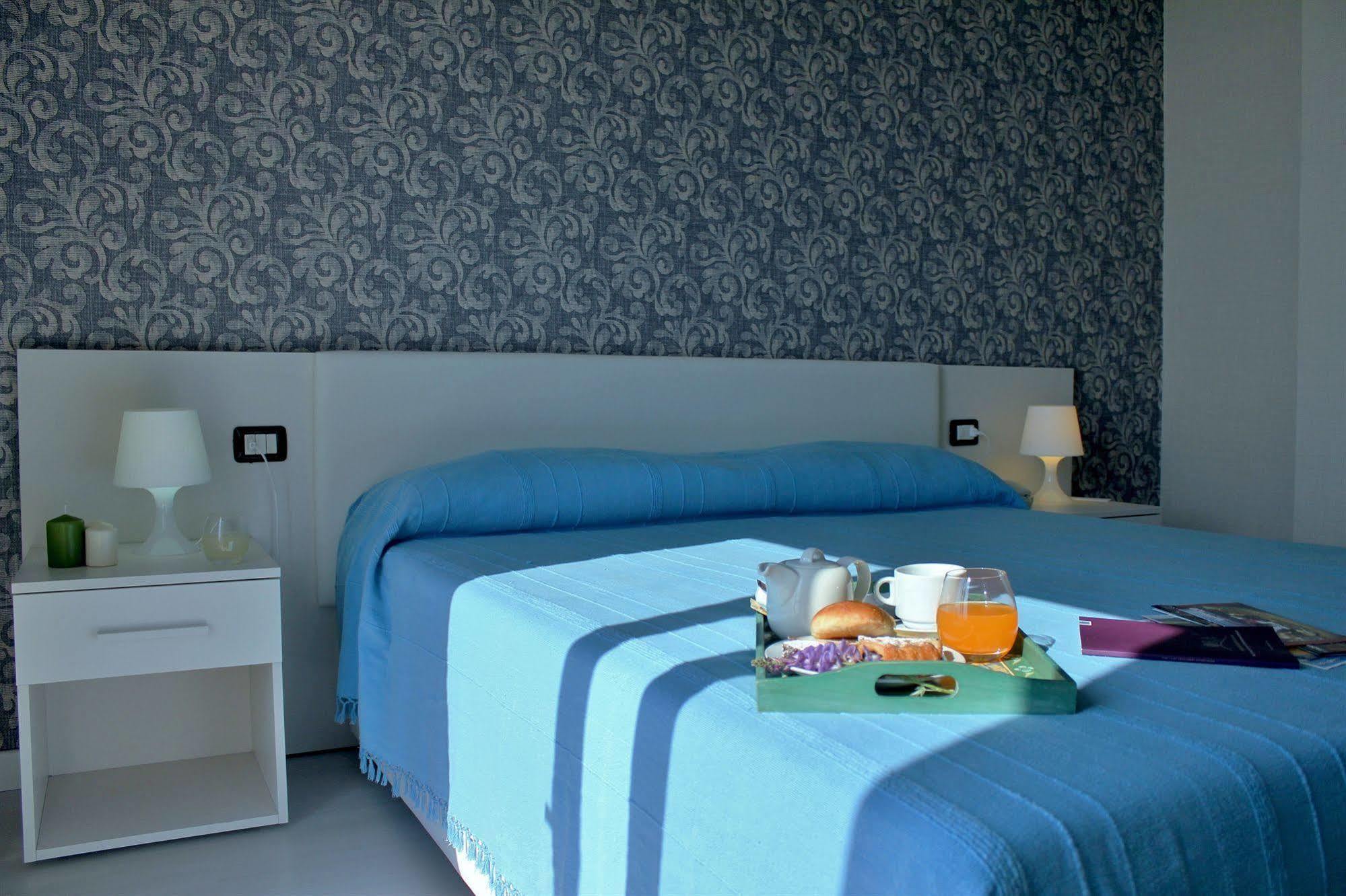 Hotel Baia Azzurra Taormina Esterno foto