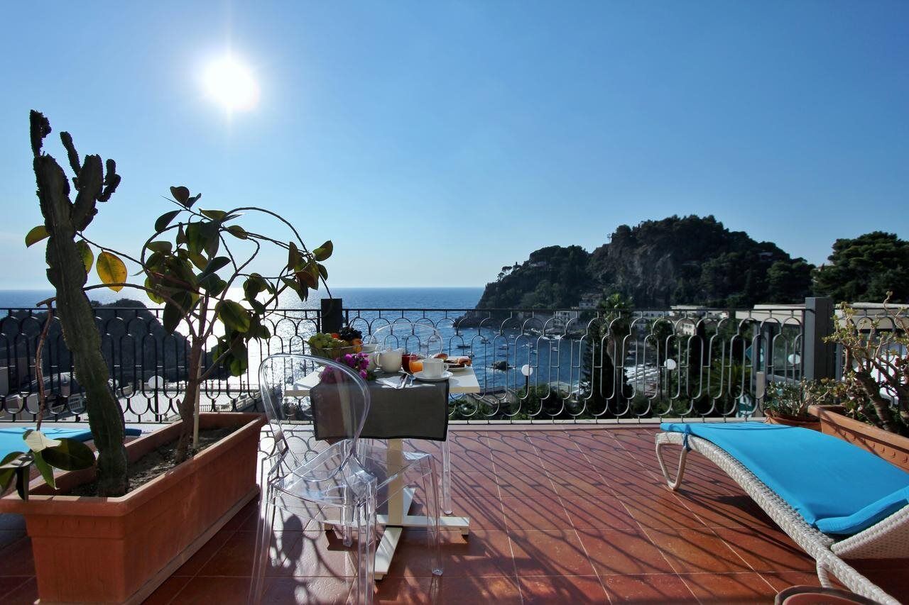 Hotel Baia Azzurra Taormina Esterno foto